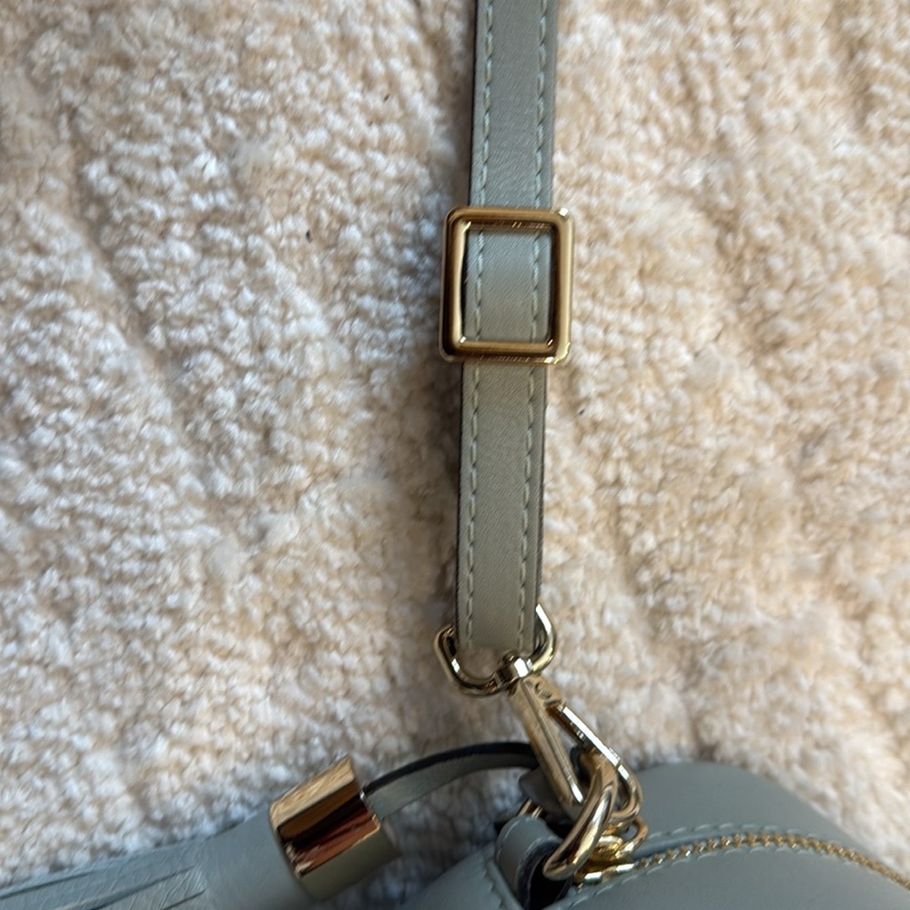Valentino by Mario Valentino leather Mia Signature crossbody in Sage NWOT - Picture 9 of 9